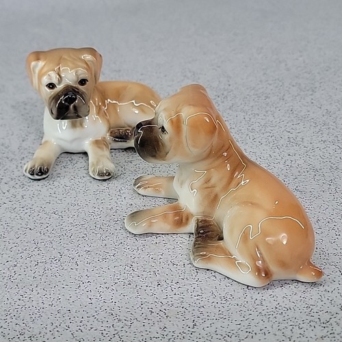 Pair vintage small boxer - small,