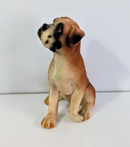 Boxer dog figurine ornament - /,