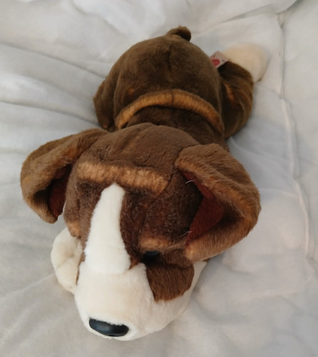 Keel toys lying - down, brindle
