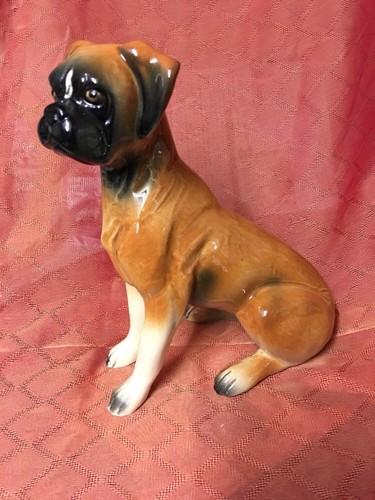 Vintage large sitting boxer - large,